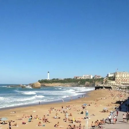 Lägenhet Victoria Surf P500 : Des Vacances Les Pieds Dans L'eau