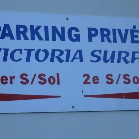 Victoria Surf P500 : Des Vacances Les Pieds Dans L'eau Apartment